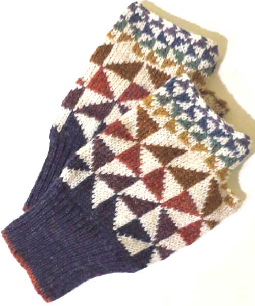 Harlequin fingerless mittens