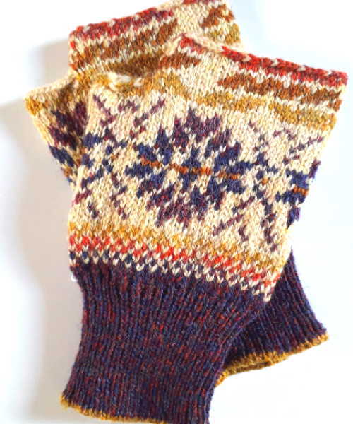 Highland Rose fingerless mittens
